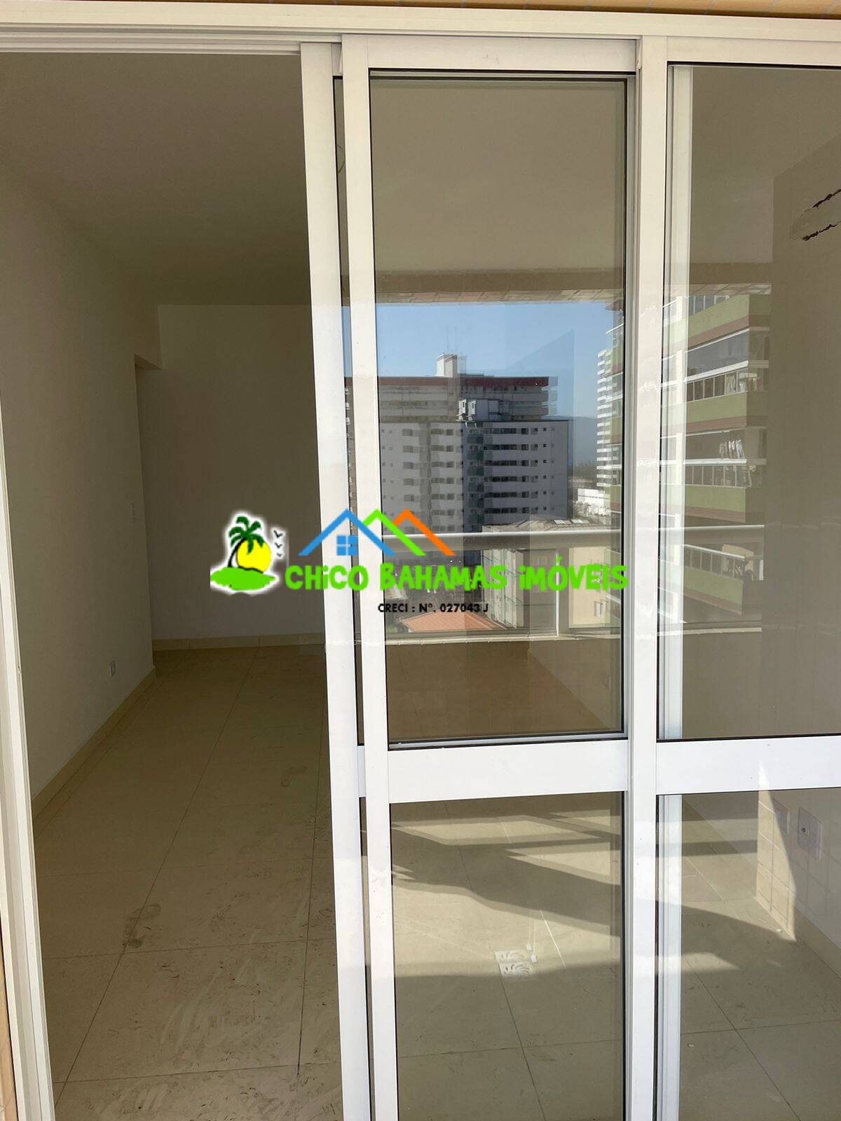 Apartamento à venda com 2 quartos, 84m² - Foto 2