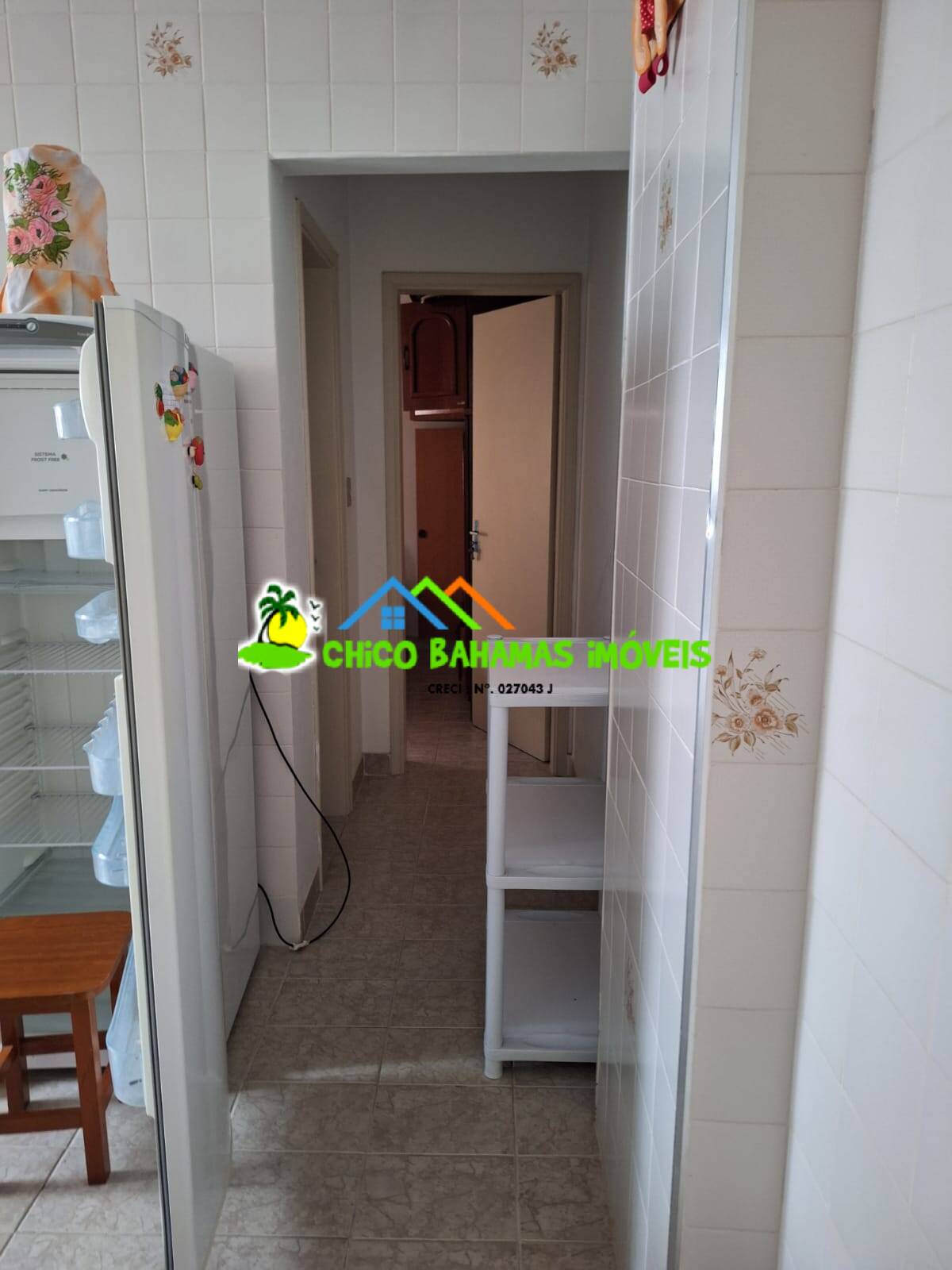 Apartamento à venda com 1 quarto, 44m² - Foto 2