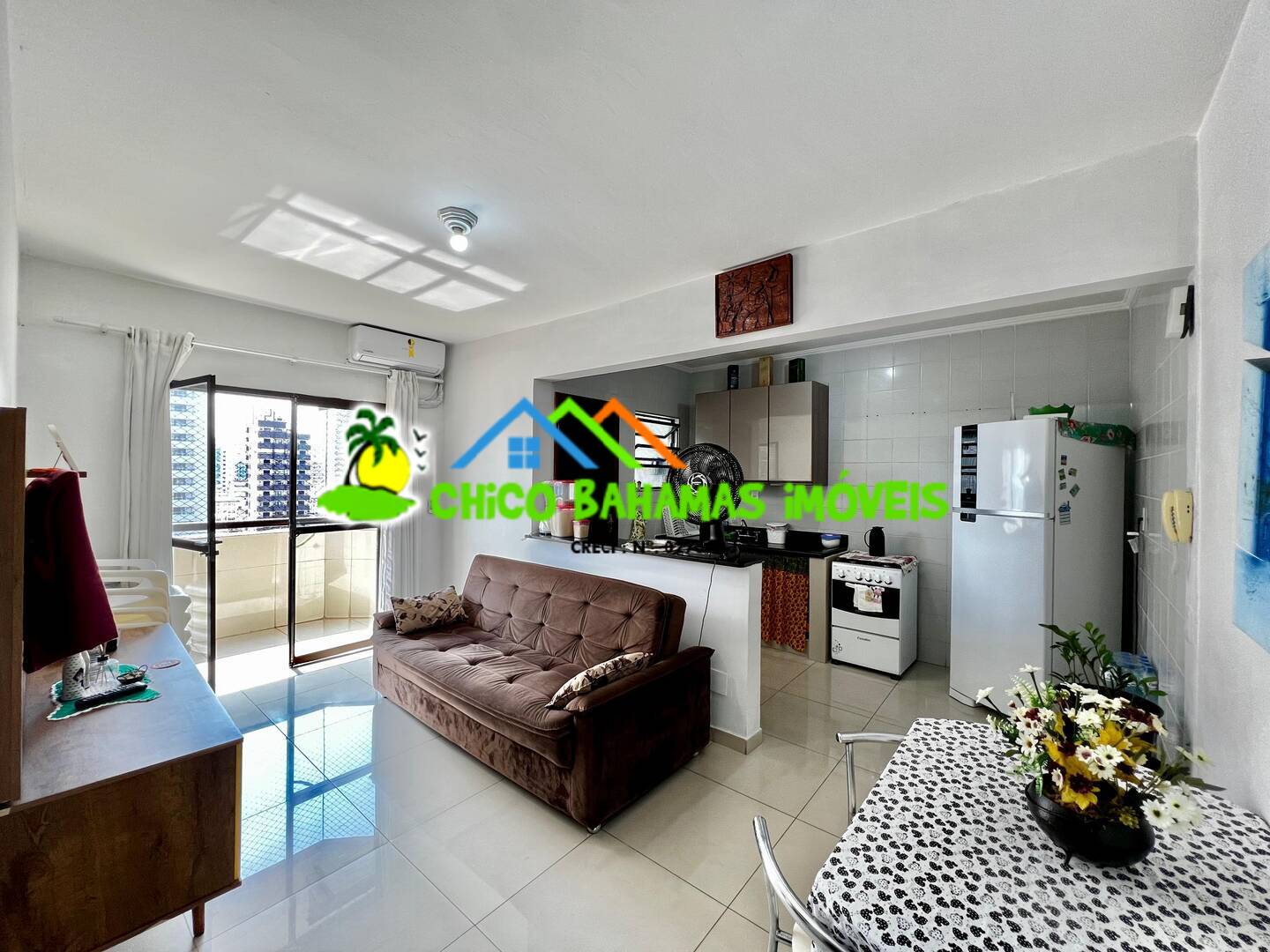 Apartamento à venda com 1 quarto, 48m² - Foto 1